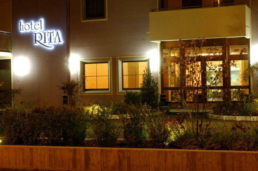 Da Rita Hotel Condino Luaran gambar