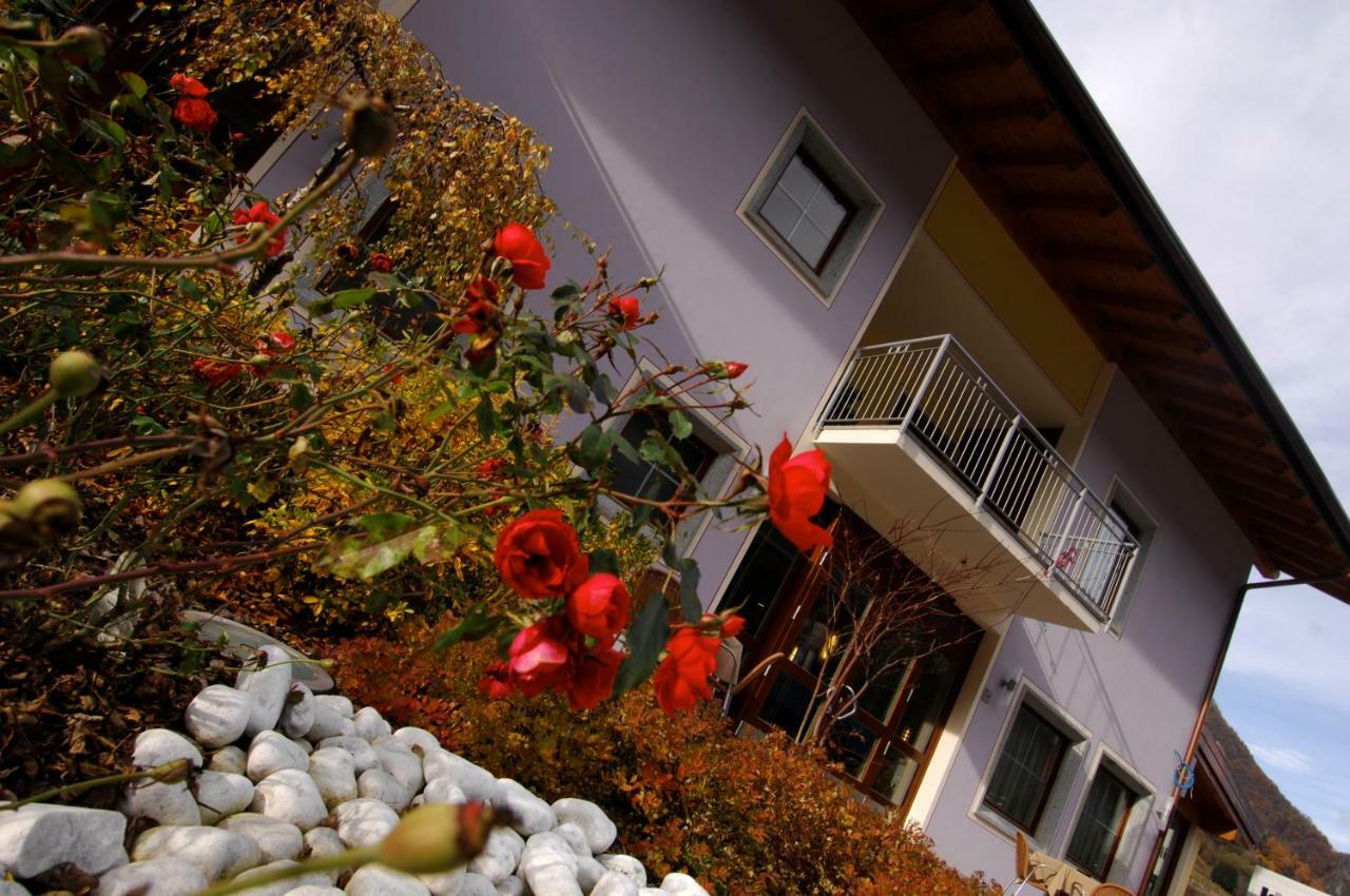 Da Rita Hotel Condino Luaran gambar